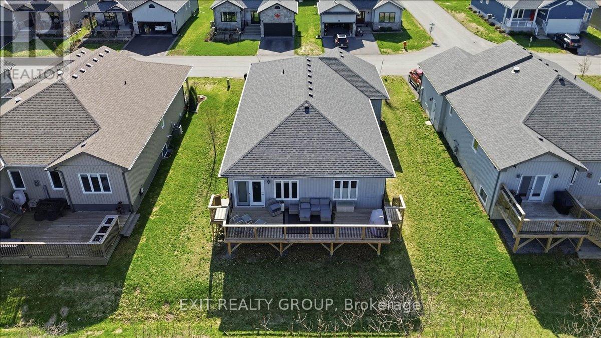 12 Dorchester Drive, Prince Edward County, Ontario  K0K 3L0 - Photo 38 - X13145080