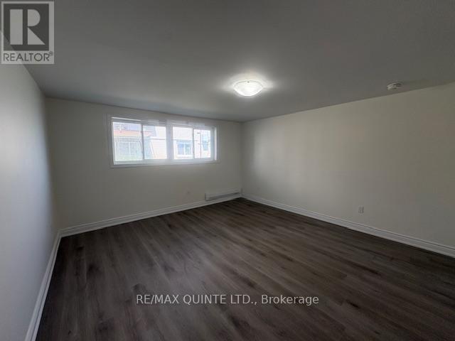 2 - 172 Queen Street, Quinte West, Ontario  K8V 4Y6 - Photo 14 - X13145096