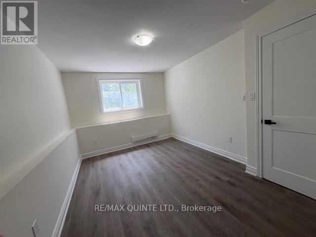 2 - 172 Queen Street, Quinte West, Ontario  K8V 4Y6 - Photo 17 - X13145096