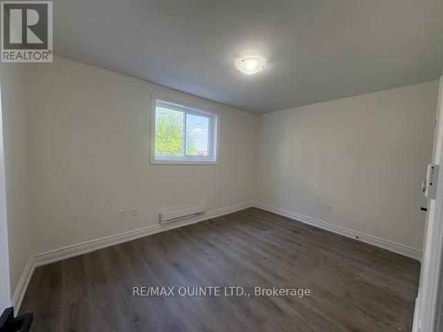 2 - 172 Queen Street, Quinte West, Ontario  K8V 4Y6 - Photo 18 - X13145096