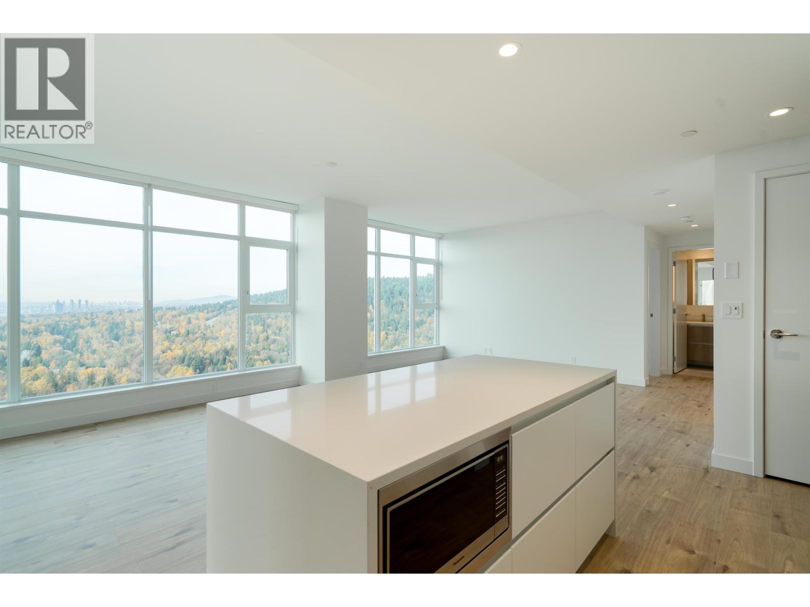 4007 720 Farrow Street, Coquitlam, British Columbia  V3J 0P3 - Photo 3 - R3124380
