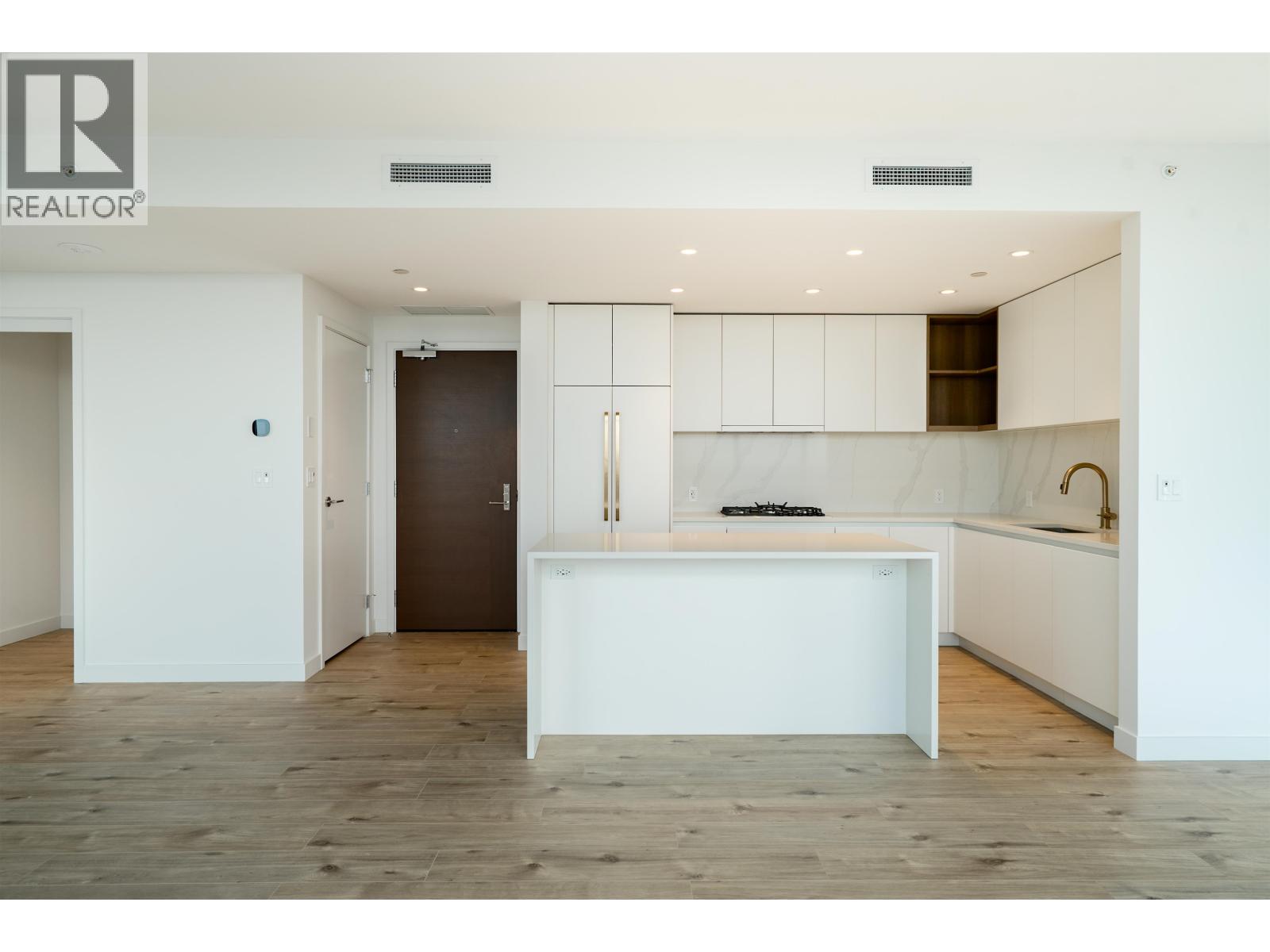 4007 720 FARROW STREET, Coquitlam, British Columbia