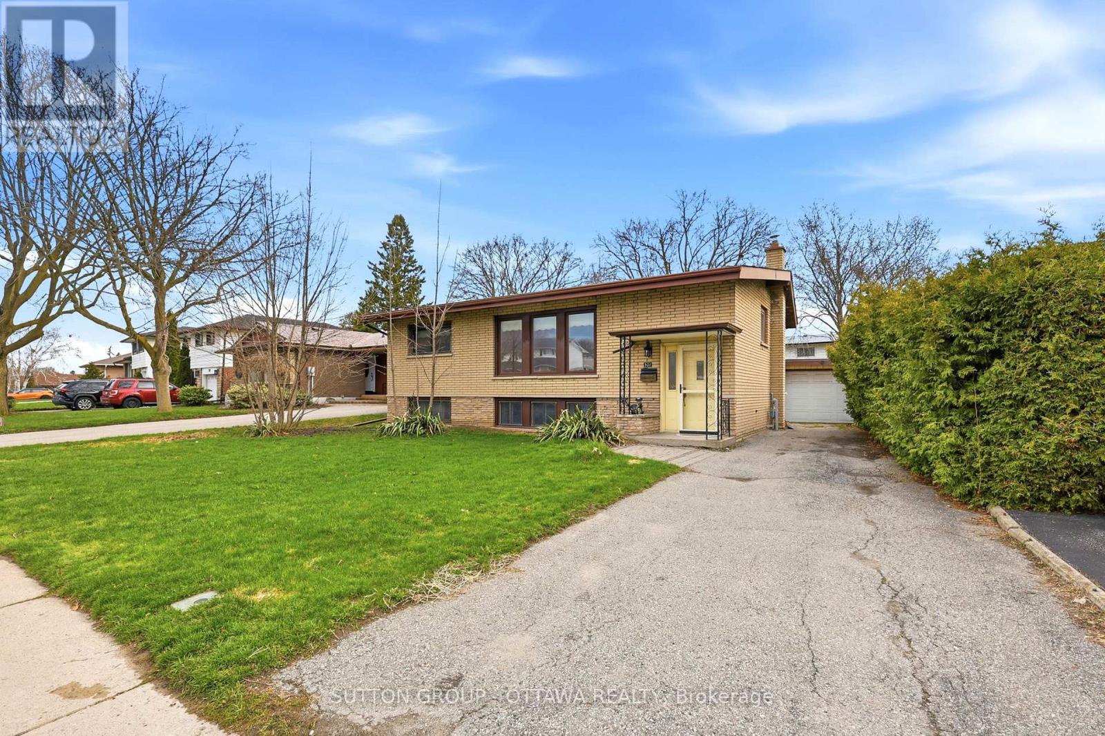 301 CENTRAL PARK BOULEVARD N, Oshawa, Ontario