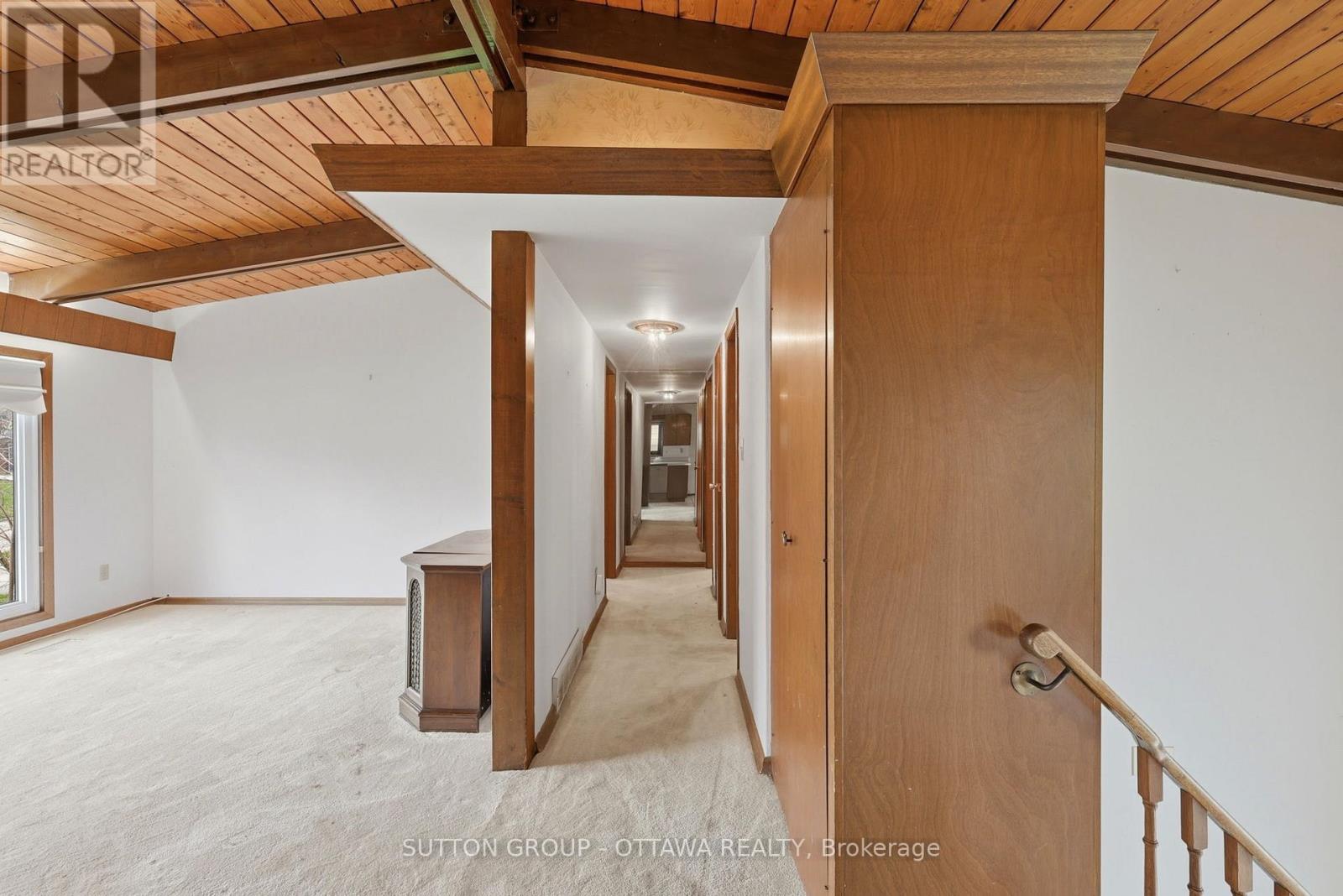 301 Central Park Boulevard N, Oshawa, Ontario  L1G 5Z5 - Photo 3 - E13144950