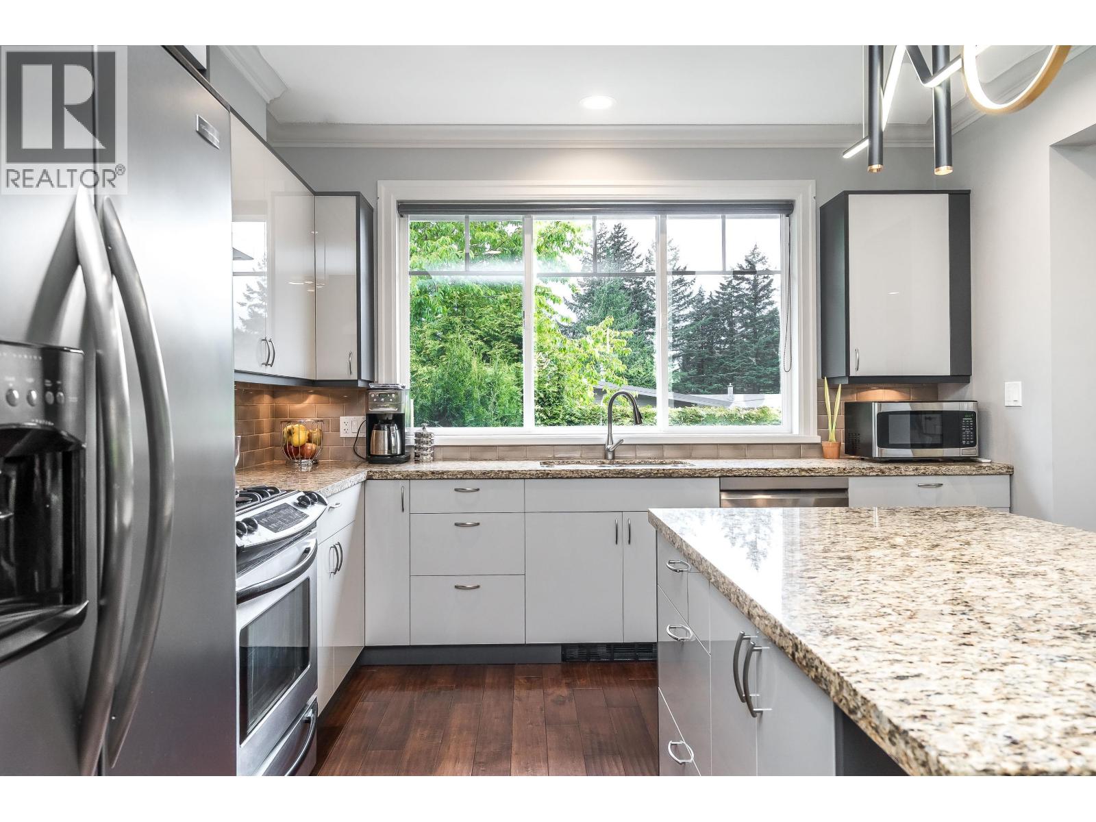 41743 Honey Lane, Squamish, British Columbia  V0N 1H0 - Photo 15 - R3124303