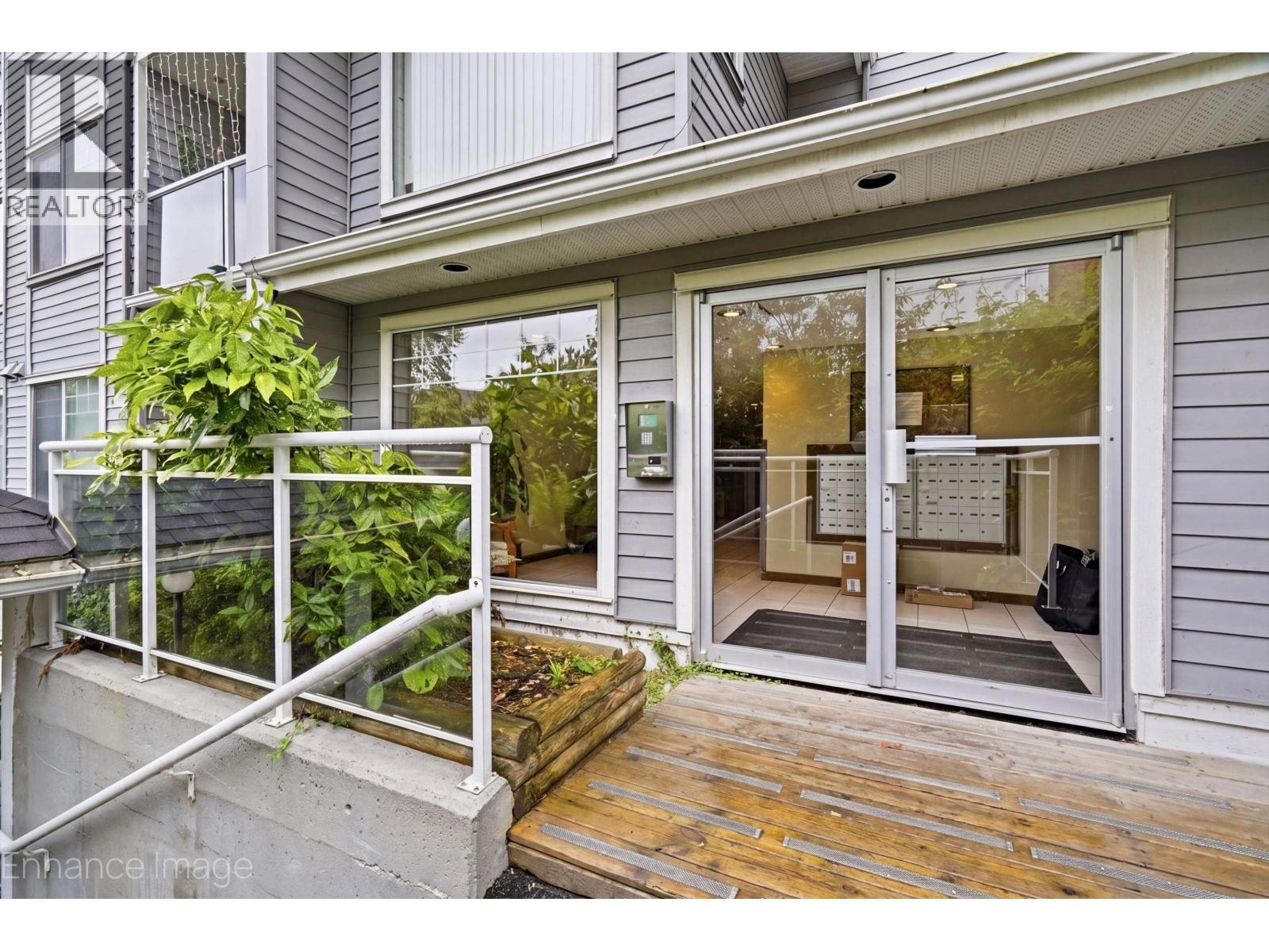 410 11671 Fraser Street, Maple Ridge, British Columbia  V2X 6C4 - Photo 2 - R3122691