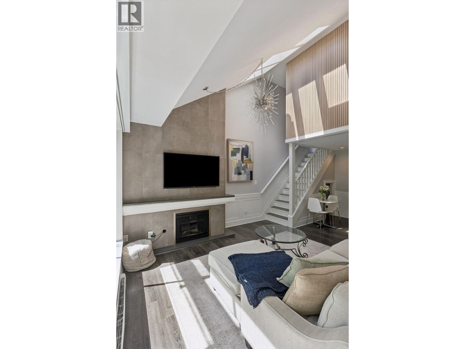303 1702 Chesterfield Avenue, North Vancouver, British Columbia  V7M 2P1 - Photo 7 - R3124679