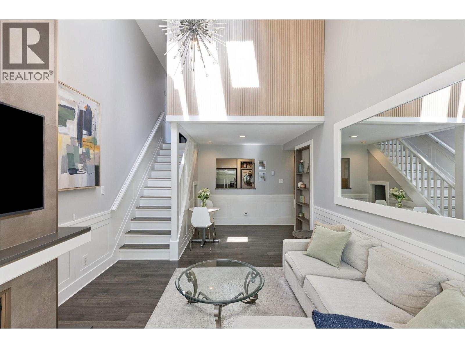 303 1702 Chesterfield Avenue, North Vancouver, British Columbia  V7M 2P1 - Photo 9 - R3124679