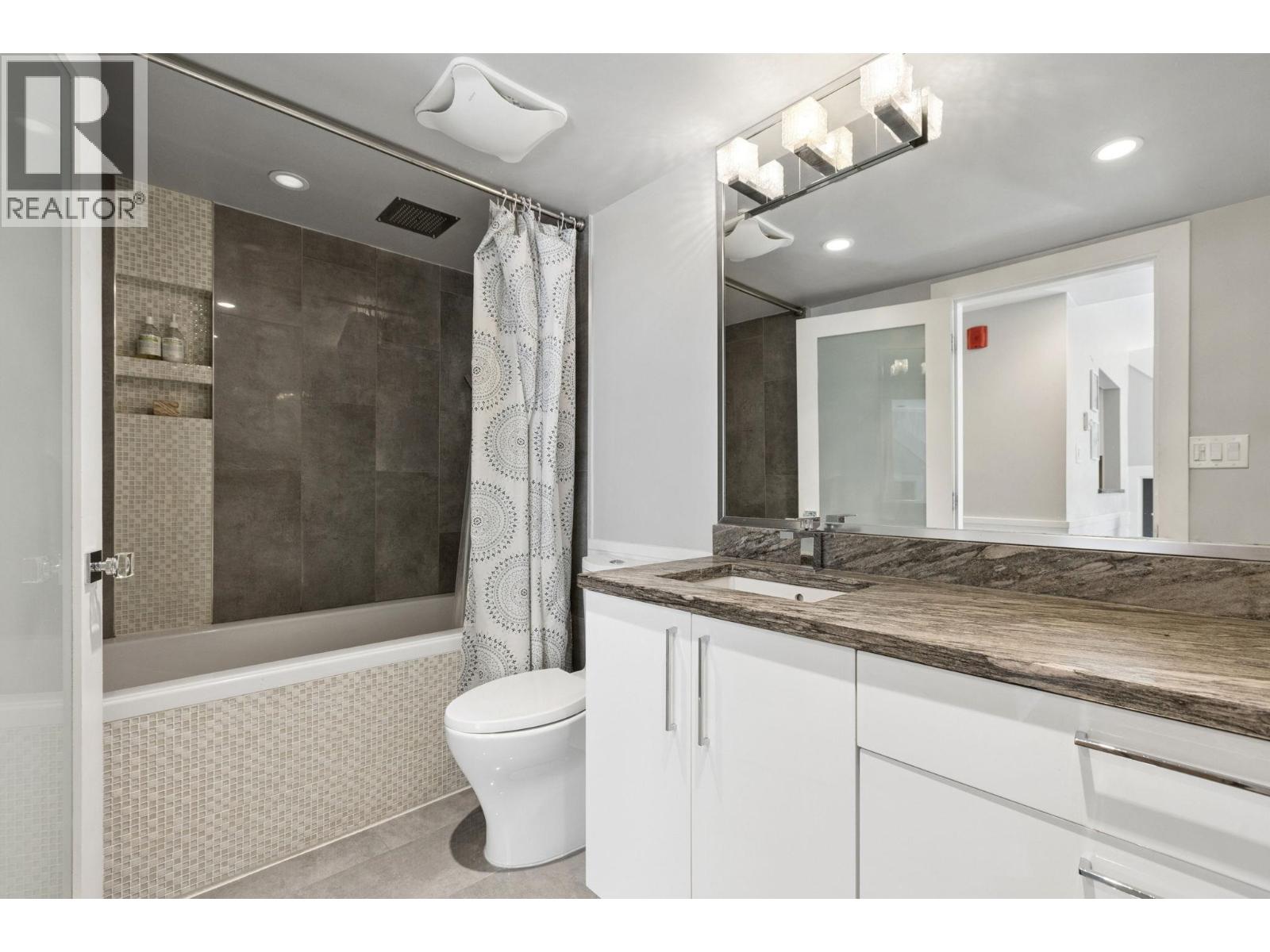 303 1702 Chesterfield Avenue, North Vancouver, British Columbia  V7M 2P1 - Photo 23 - R3124679