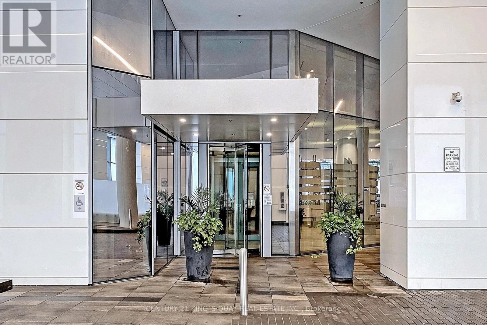 4204 - 88 Harbour Street, Toronto, Ontario  M5J 1B7 - Photo 3 - C13145052
