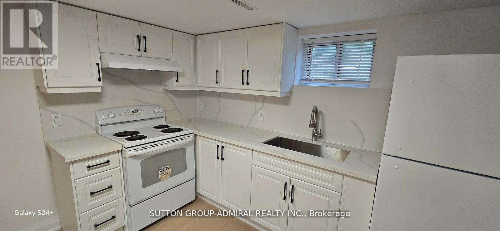 Bsmt - 19 Tobruk Crescent, Toronto, Ontario  M2M 3B3 - Photo 5 - C13145056