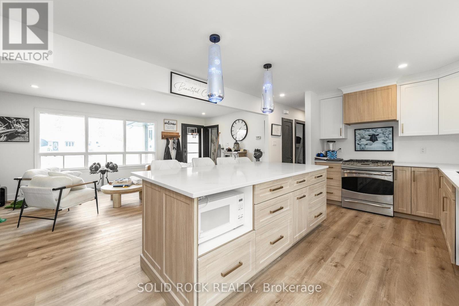 20 Norway Spruce Street, Ottawa, Ontario  K2S 1P3 - Photo 7 - X13144948