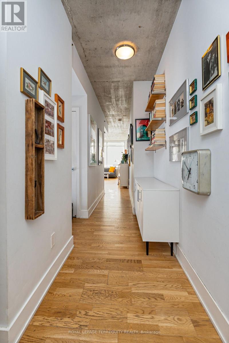 201 - 630 Queen Street E, Toronto, Ontario  M4M 1G3 - Photo 2 - E13144936
