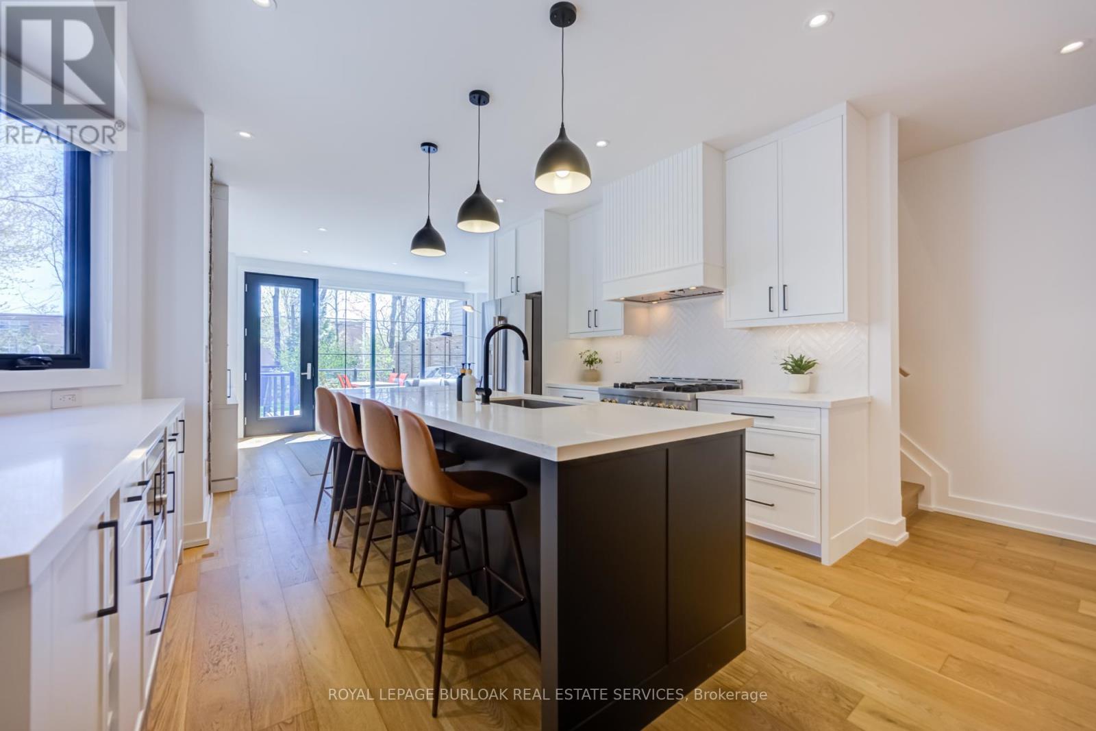 103 Harcourt Avenue, Toronto, Ontario  M4J 1J3 - Photo 7 - E13144998
