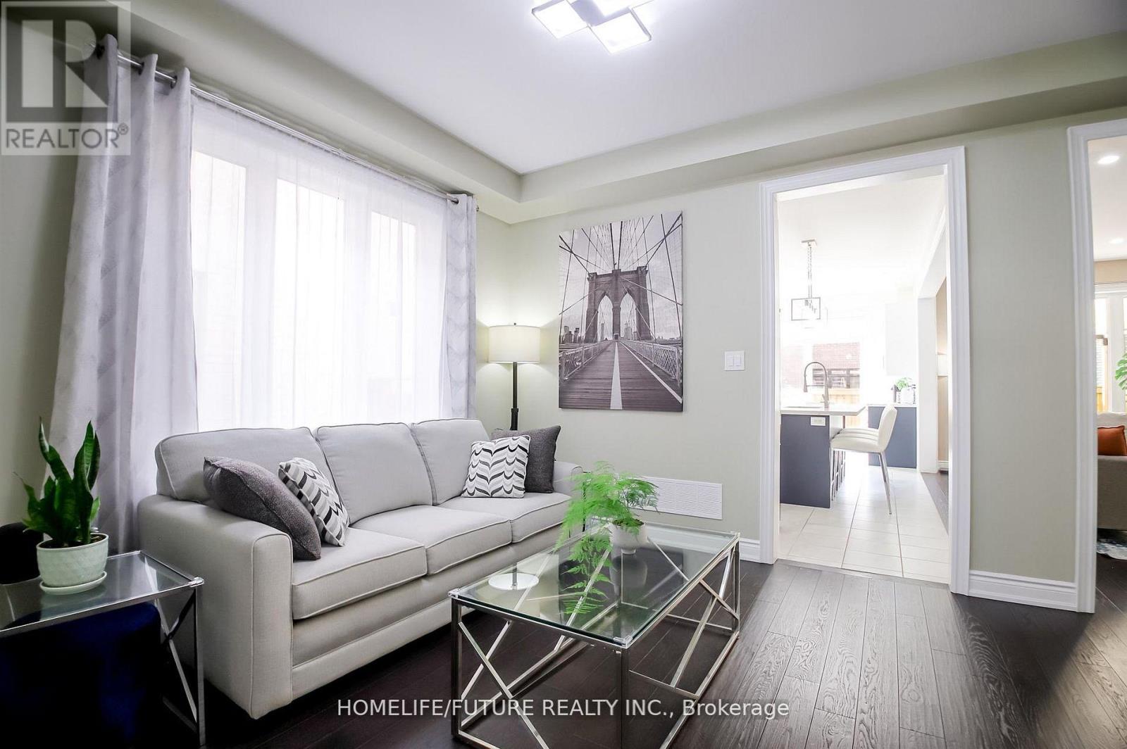 27 Ogston Crescent, Whitby, Ontario  L1P 0H3 - Photo 7 - E13145010