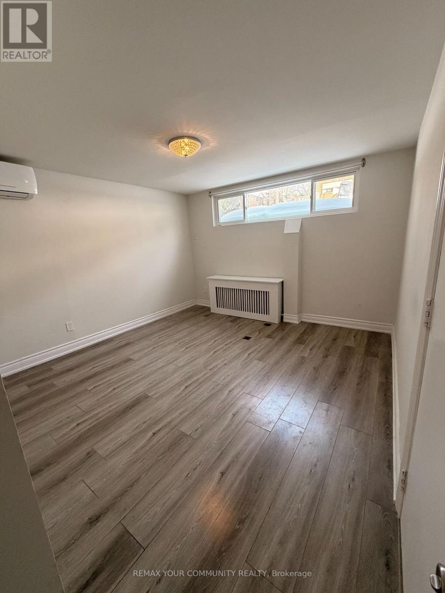 451 Leslie Street, Toronto, Ontario  M4M 3E5 - Photo 2 - E13145044