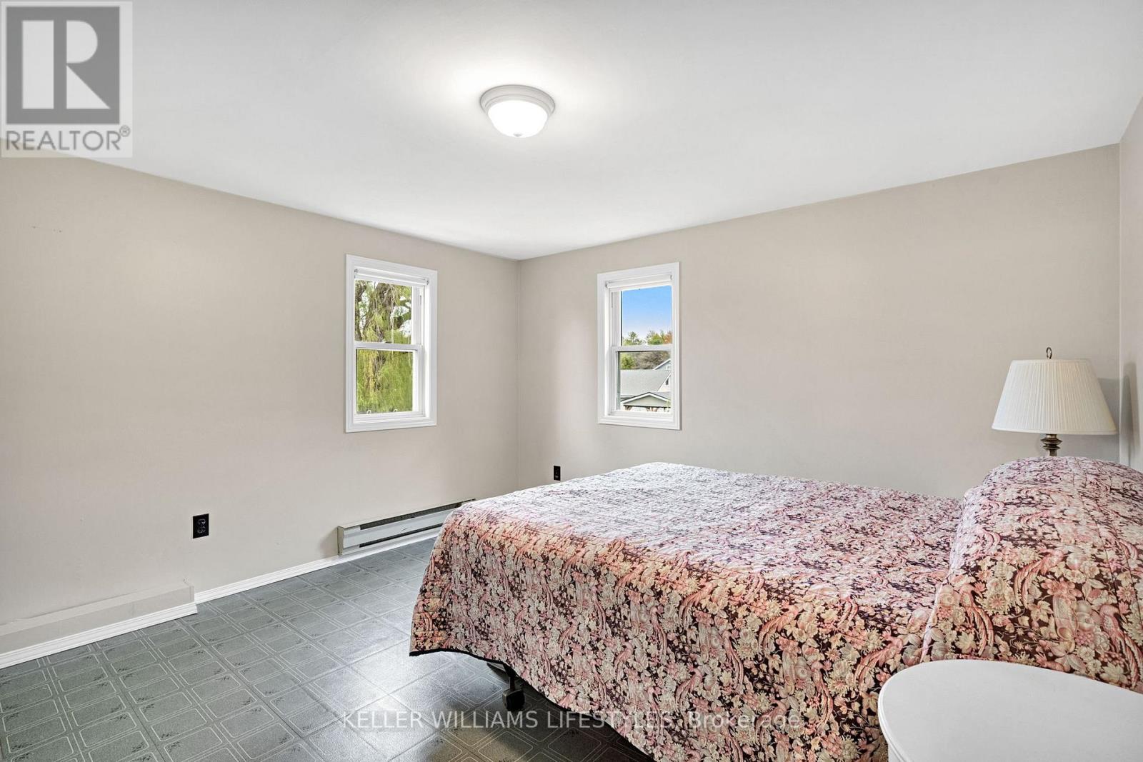 6493 West Parkway Drive, Lambton Shores, Ontario  N0N 1J2 - Photo 24 - X13135402