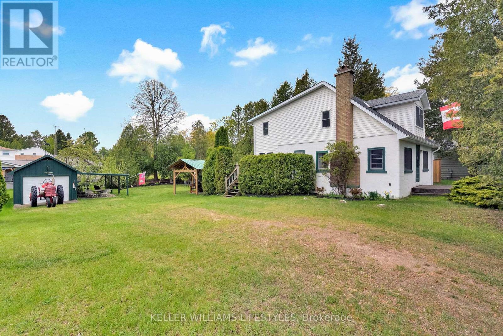 6493 West Parkway Drive, Lambton Shores, Ontario  N0N 1J2 - Photo 33 - X13135402