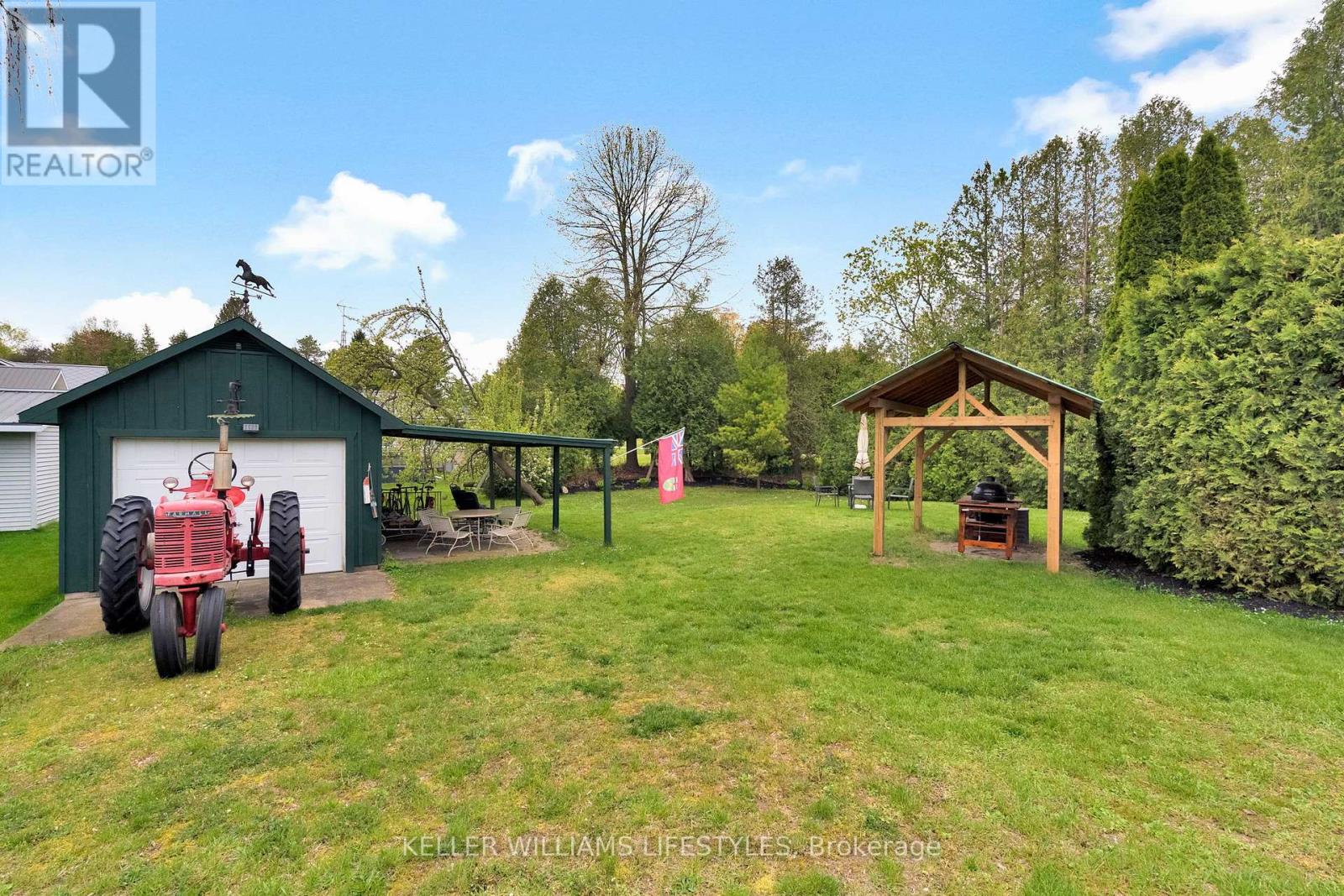 6493 West Parkway Drive, Lambton Shores, Ontario  N0N 1J2 - Photo 39 - X13135402