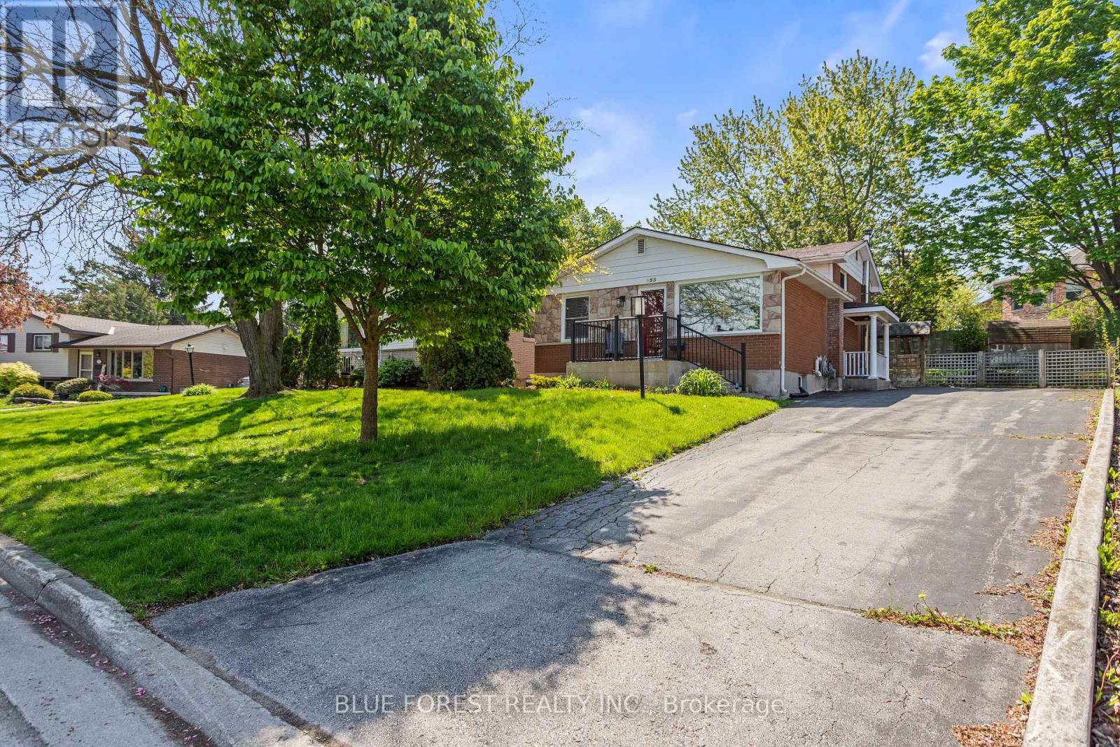 255 Delta Place, London South, Ontario  N6J 3N1 - Photo 2 - X13142428