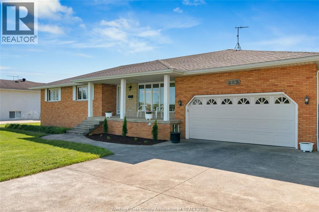 662 Second Concession North, Amherstburg, Ontario  N9V 3R3 - Photo 3 - 26011451