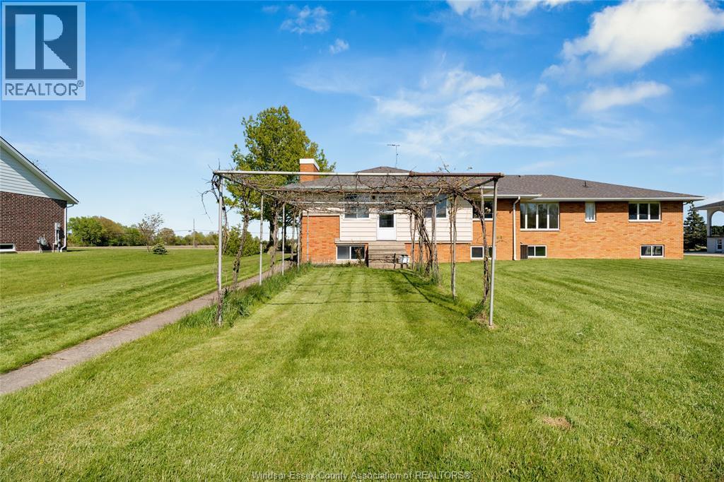 662 Second Concession North, Amherstburg, Ontario  N9V 3R3 - Photo 36 - 26011451