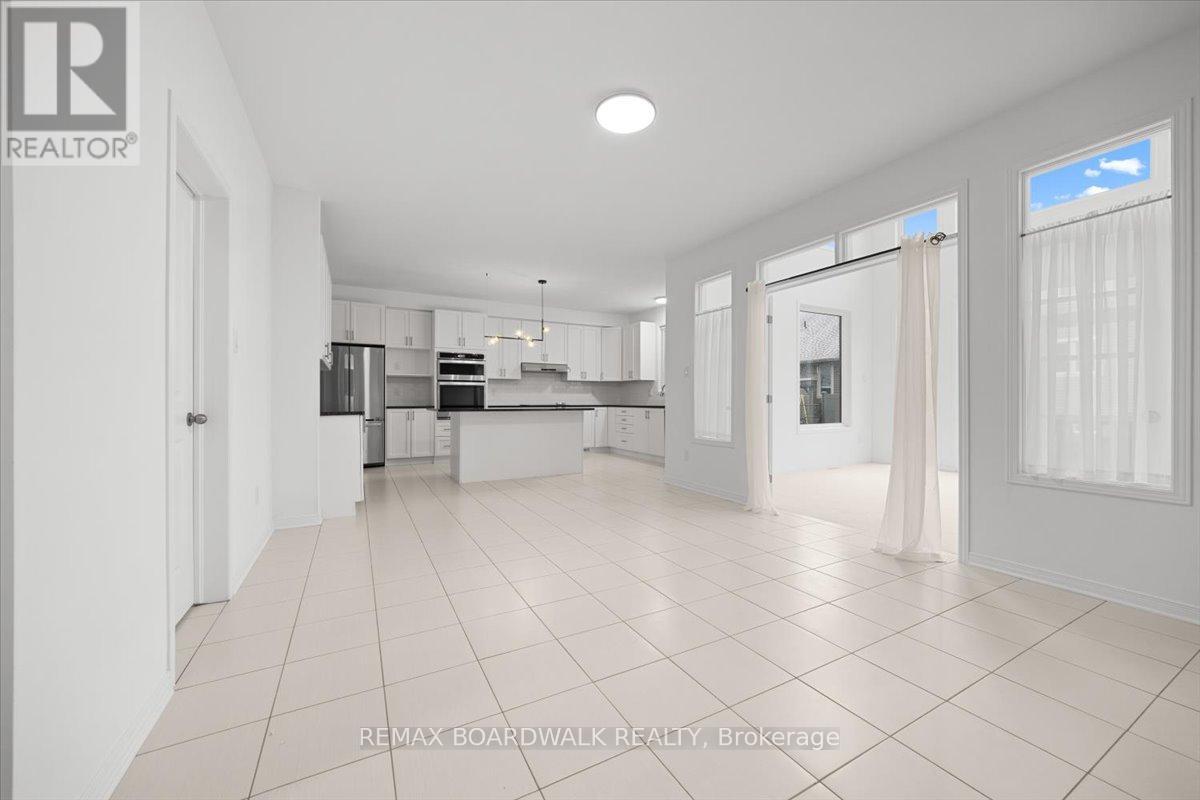 333 Haliburton Heights, Ottawa, Ontario  K2V 0G2 - Photo 14 - X13144800