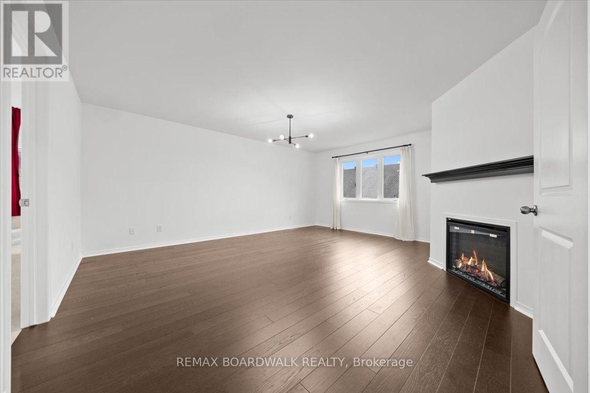 333 Haliburton Heights, Ottawa, Ontario  K2V 0G2 - Photo 30 - X13144800