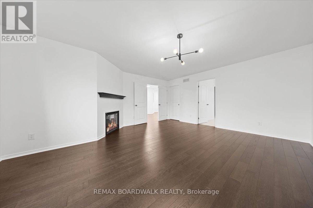 333 Haliburton Heights, Ottawa, Ontario  K2V 0G2 - Photo 32 - X13144800