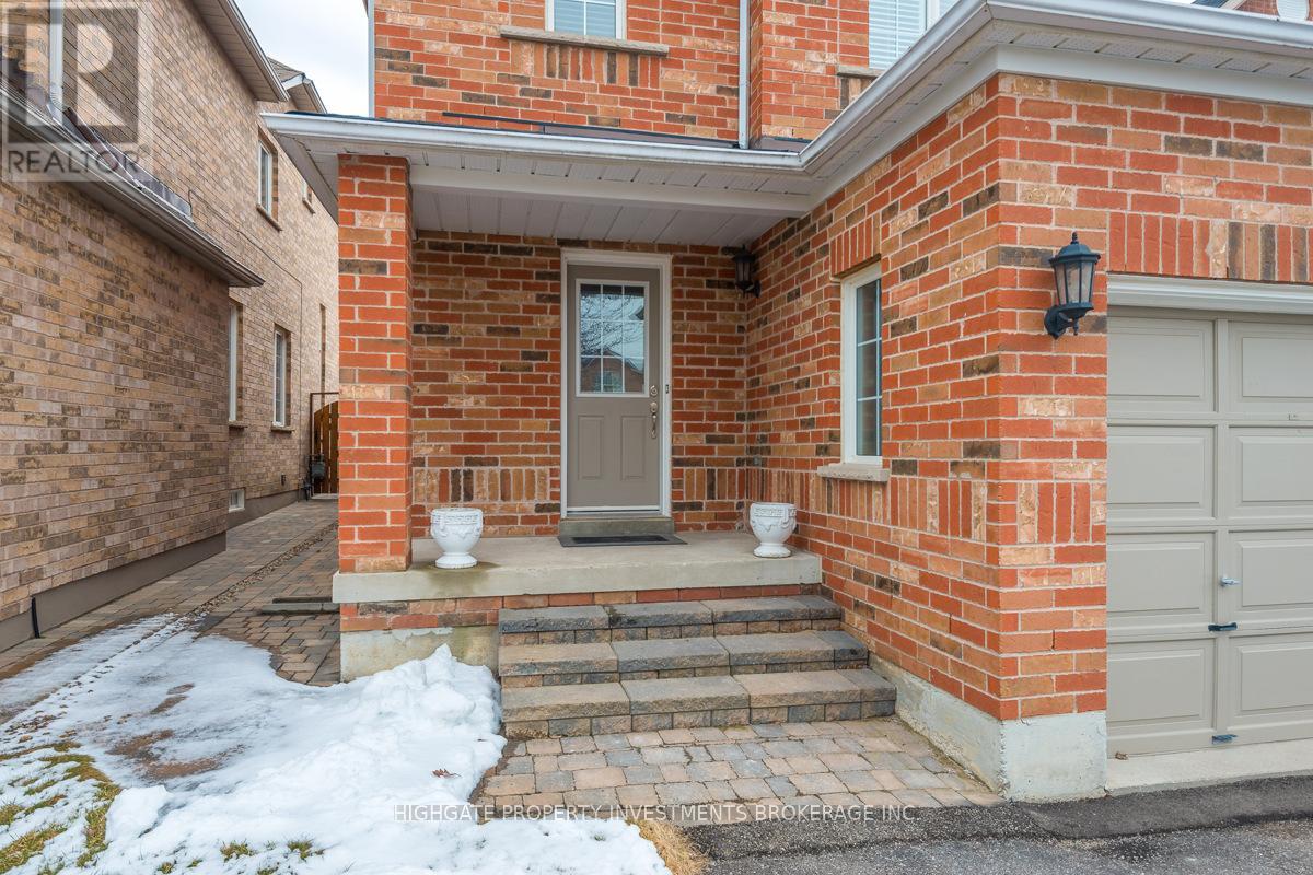49 Muirside Road, Vaughan, Ontario  L6A 2H7 - Photo 3 - N13144914