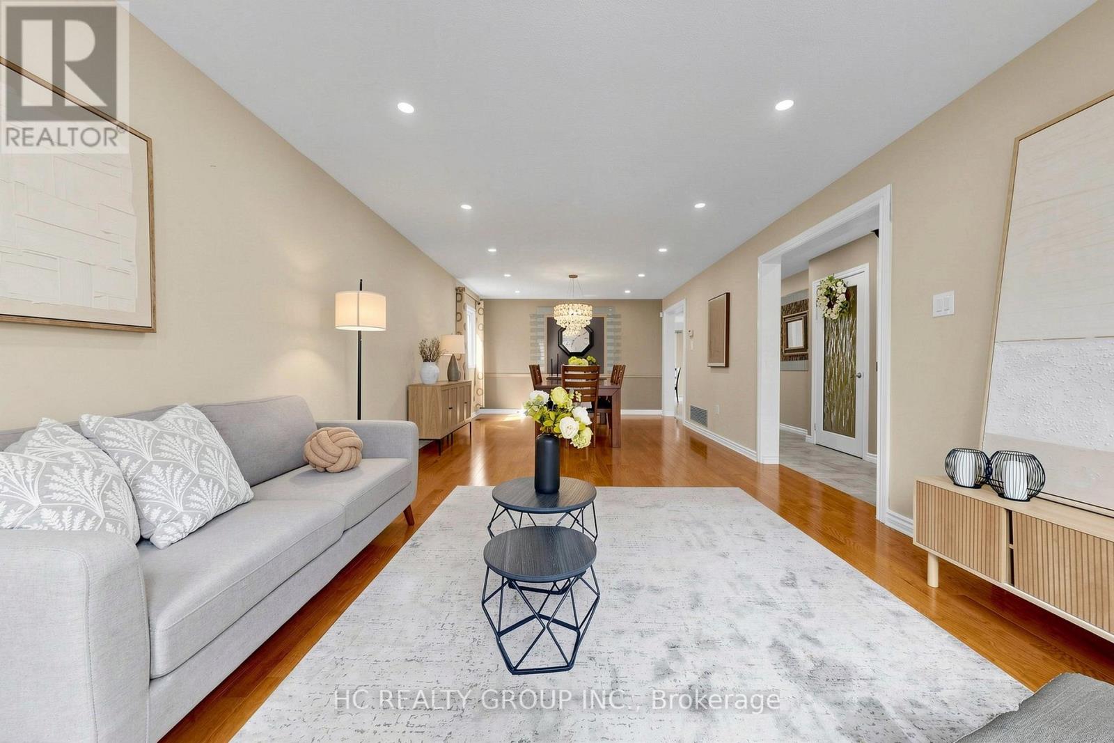 84 Viewmark Drive, Richmond Hill, Ontario  L4S 1E3 - Photo 4 - N13145004