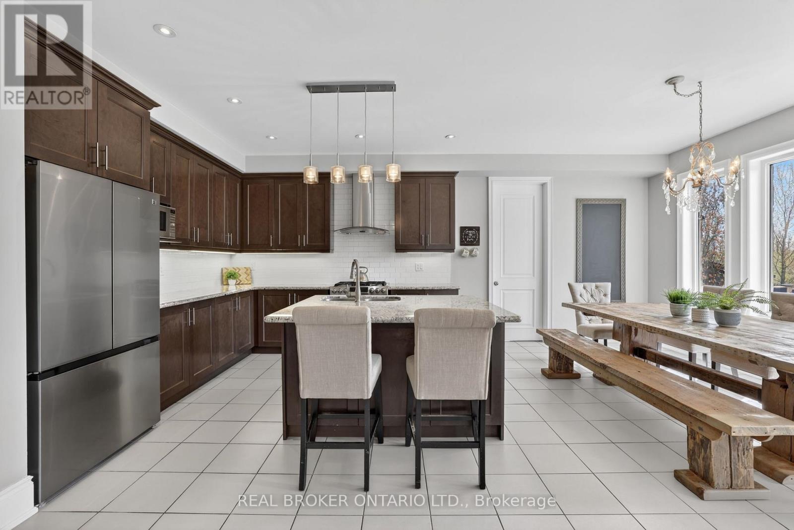 59 Manor Forest Road, East Gwillimbury, Ontario  L0G 1M0 - Photo 10 - N13145012