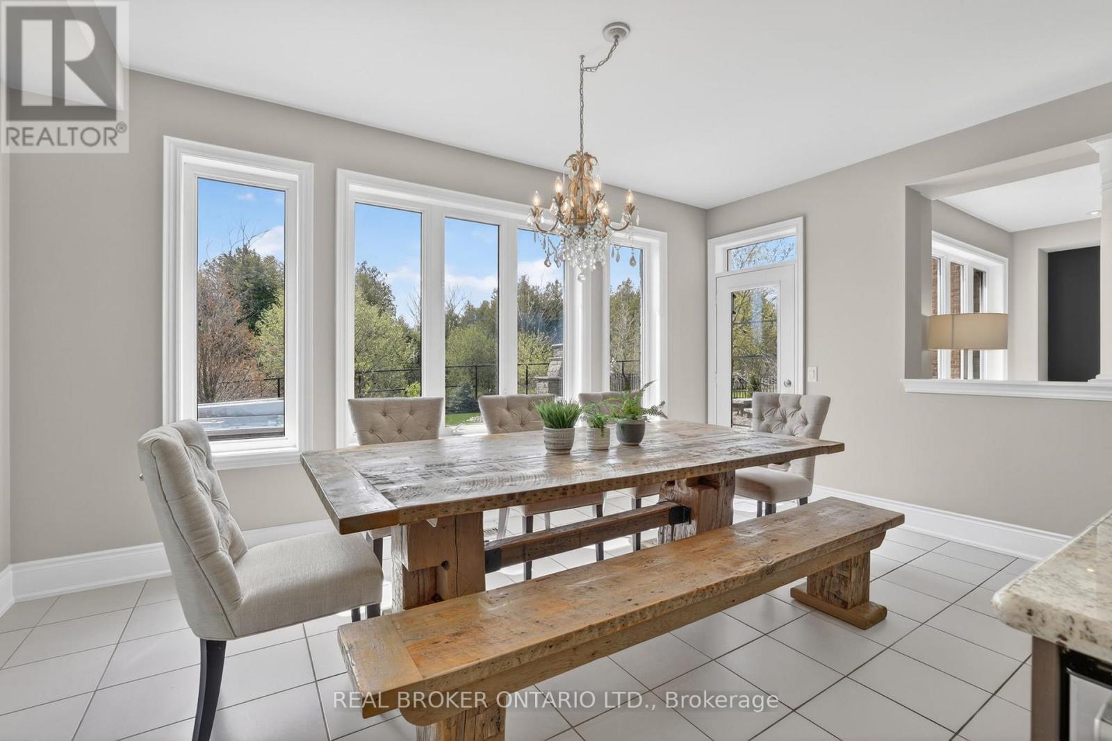 59 Manor Forest Road, East Gwillimbury, Ontario  L0G 1M0 - Photo 12 - N13145012
