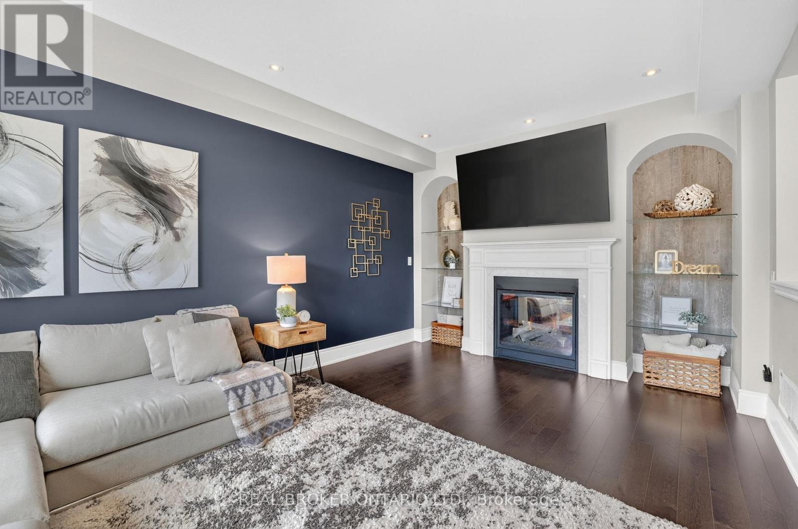 59 Manor Forest Road, East Gwillimbury, Ontario  L0G 1M0 - Photo 14 - N13145012