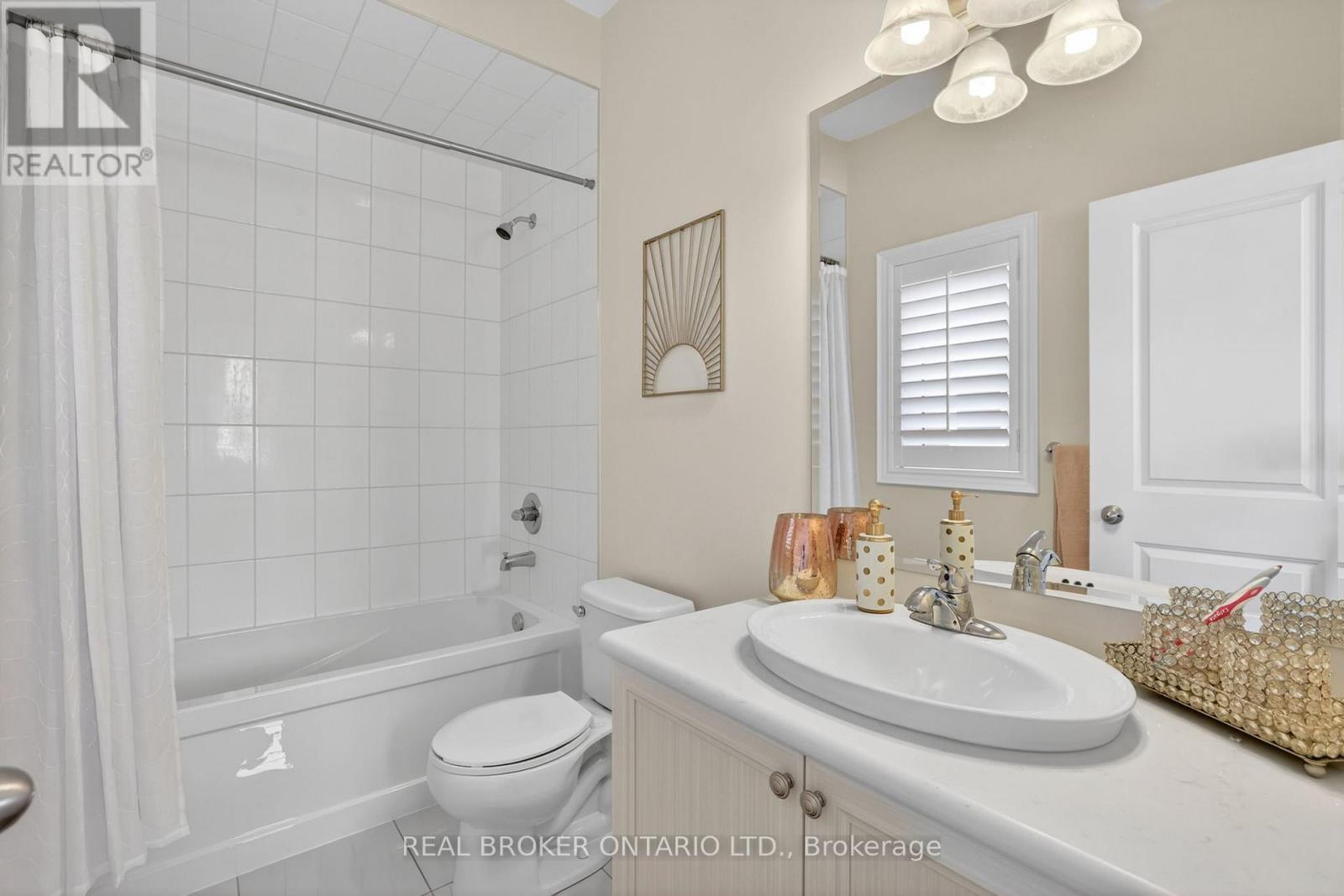 59 Manor Forest Road, East Gwillimbury, Ontario  L0G 1M0 - Photo 25 - N13145012