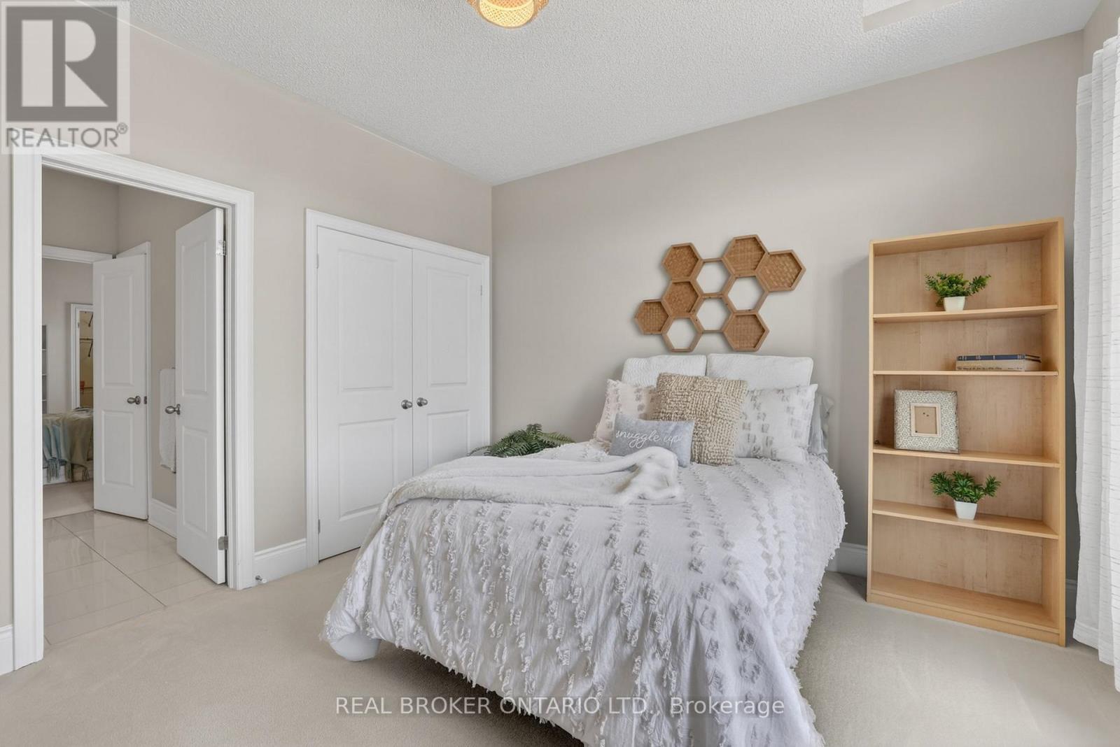 59 Manor Forest Road, East Gwillimbury, Ontario  L0G 1M0 - Photo 28 - N13145012