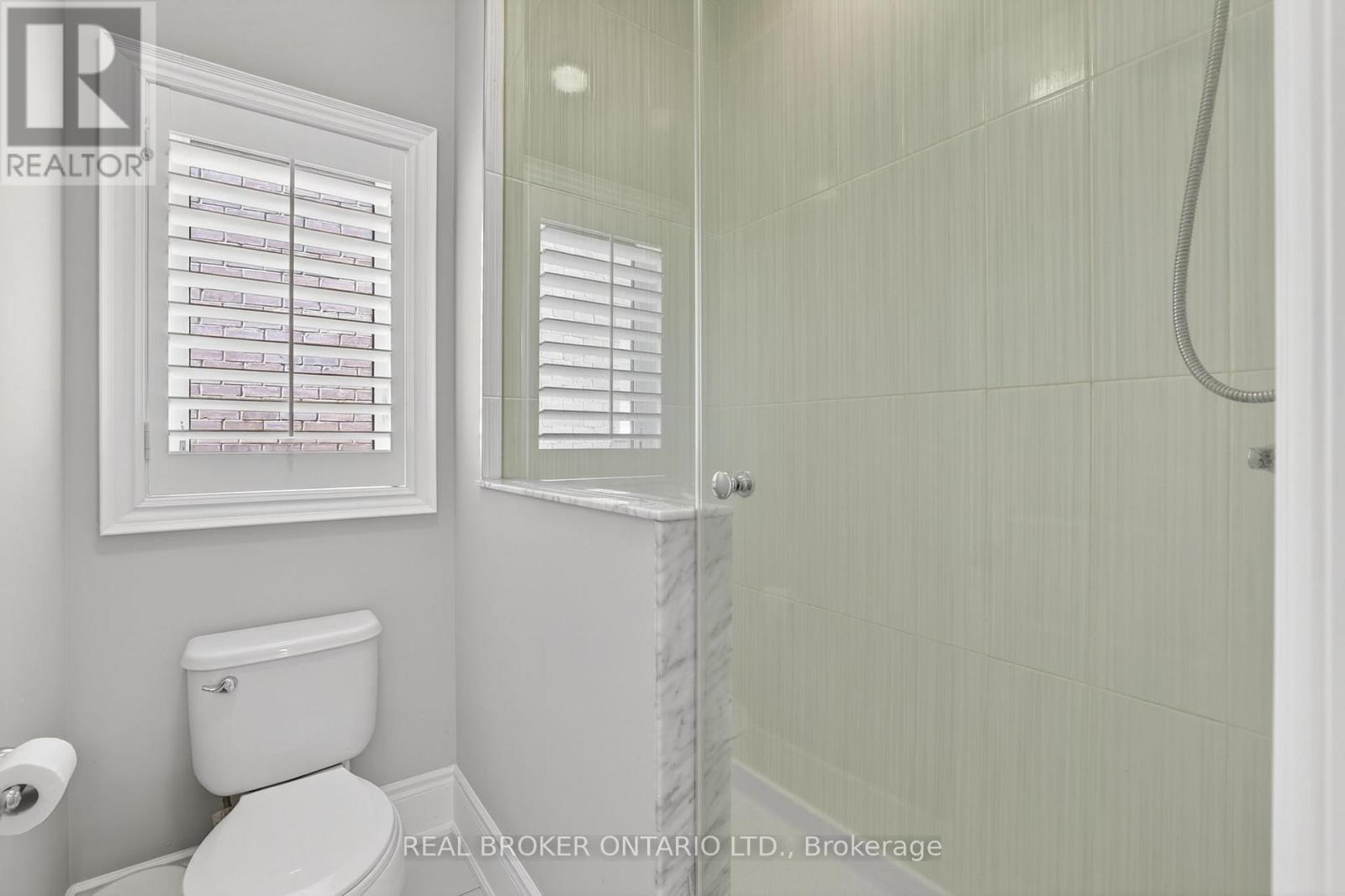 59 Manor Forest Road, East Gwillimbury, Ontario  L0G 1M0 - Photo 31 - N13145012