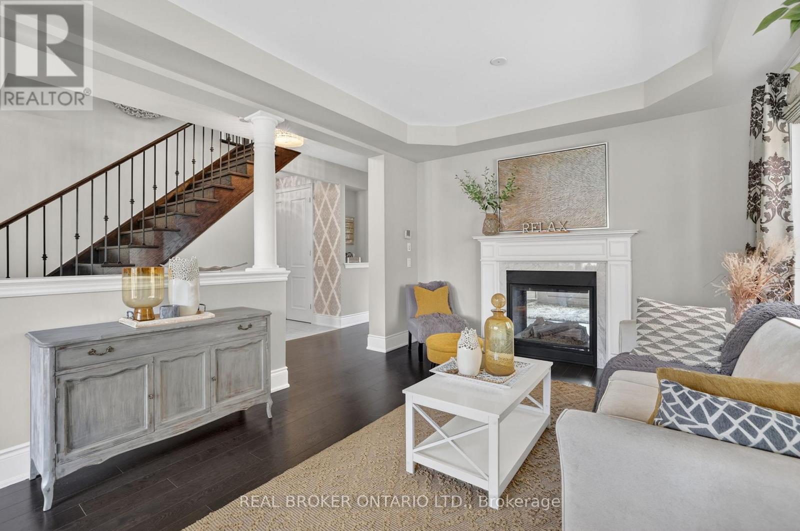 59 Manor Forest Road, East Gwillimbury, Ontario  L0G 1M0 - Photo 4 - N13145012