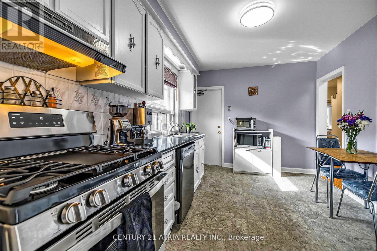 7 Rockport Crescent, Richmond Hill, Ontario  L4C 2L5 - Photo 12 - N13145024