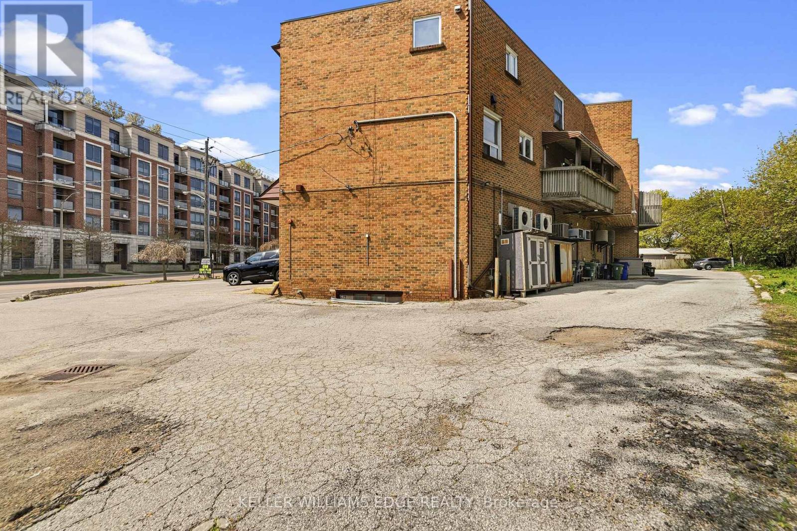 4136 Dundas Street W, Toronto, Ontario  M8X 1X3 - Photo 20 - W13142544
