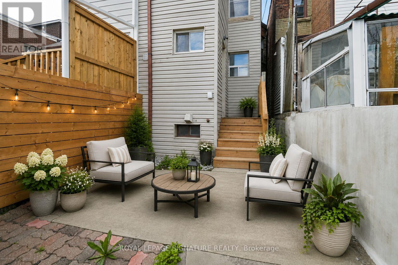 13 Auburn Avenue, Toronto, Ontario M6H 2L6 - Photo 21 - W13144258