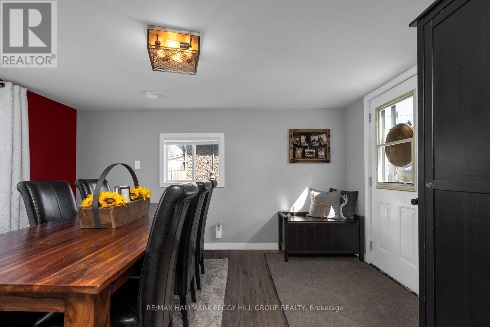 307 Millard Street, Orillia, Ontario  L3V 4H2 - Photo 2 - S13145028