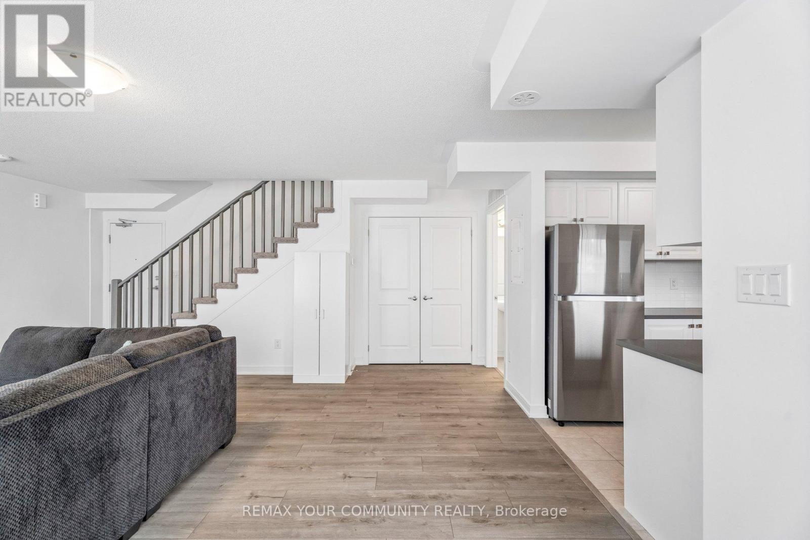 117 Appletree Lane, Barrie, Ontario  L6J 0N9 - Photo 11 - S13144430