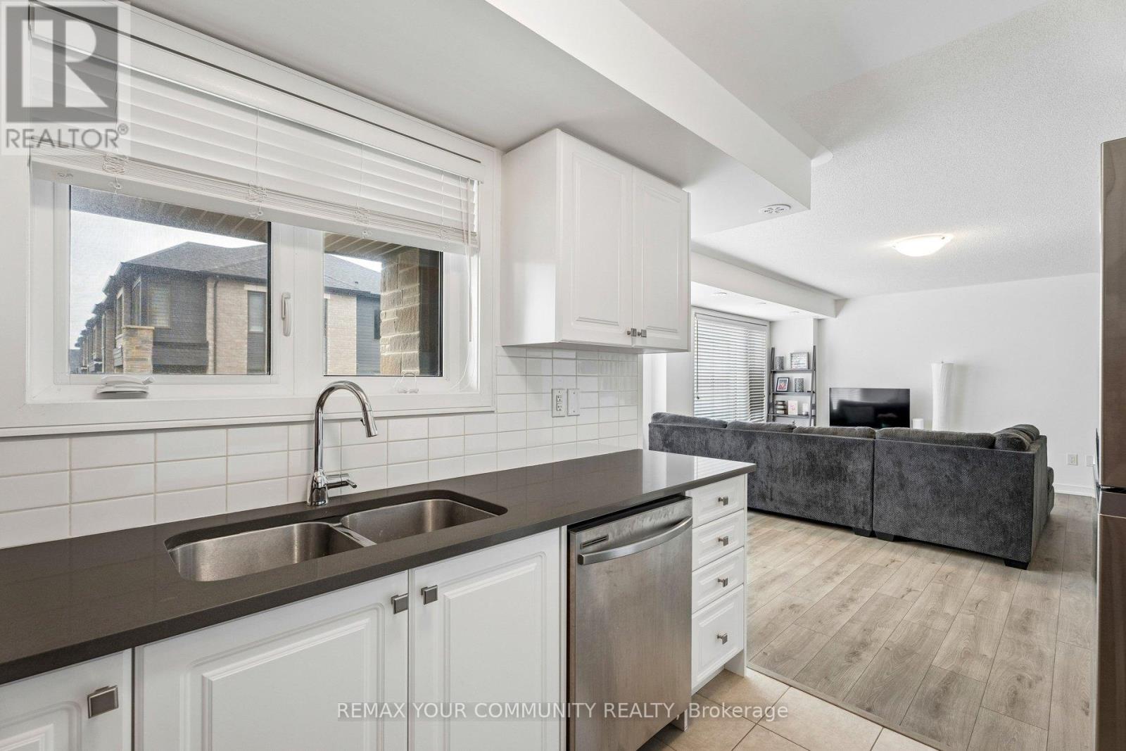 117 Appletree Lane, Barrie, Ontario  L6J 0N9 - Photo 14 - S13144430