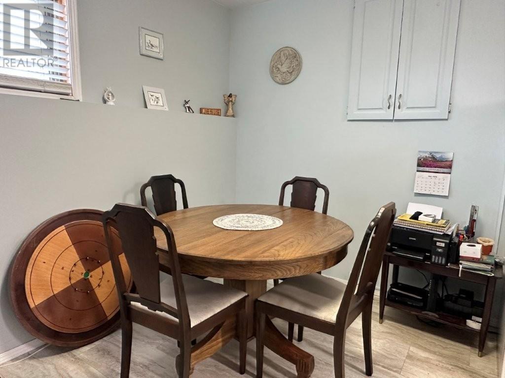 851 & 853 Newport Ave, Thunder Bay, Ontario  P7A 6K1 - Photo 38 - TB2601096