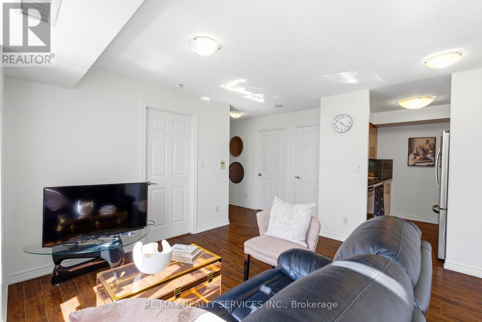 1711 - 310 Burnhamthorpe Road W, Mississauga, Ontario L5B 4P9 - Photo 11 - W13144960