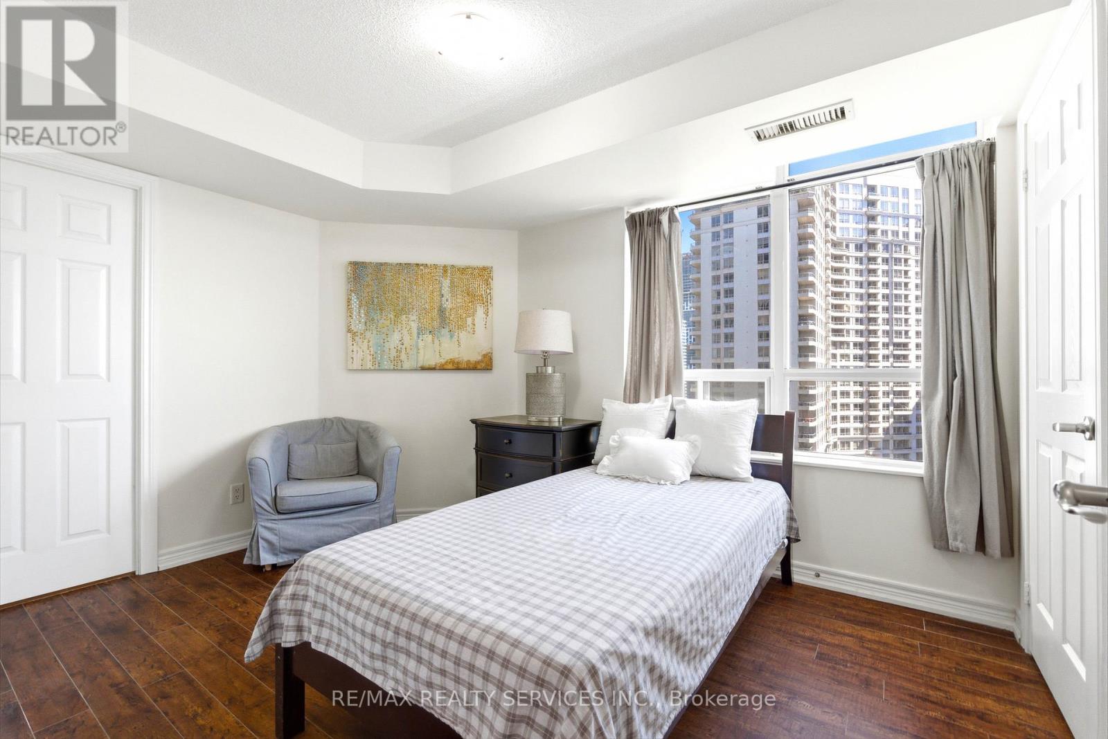 1711 - 310 Burnhamthorpe Road W, Mississauga, Ontario L5B 4P9 - Photo 17 - W13144960