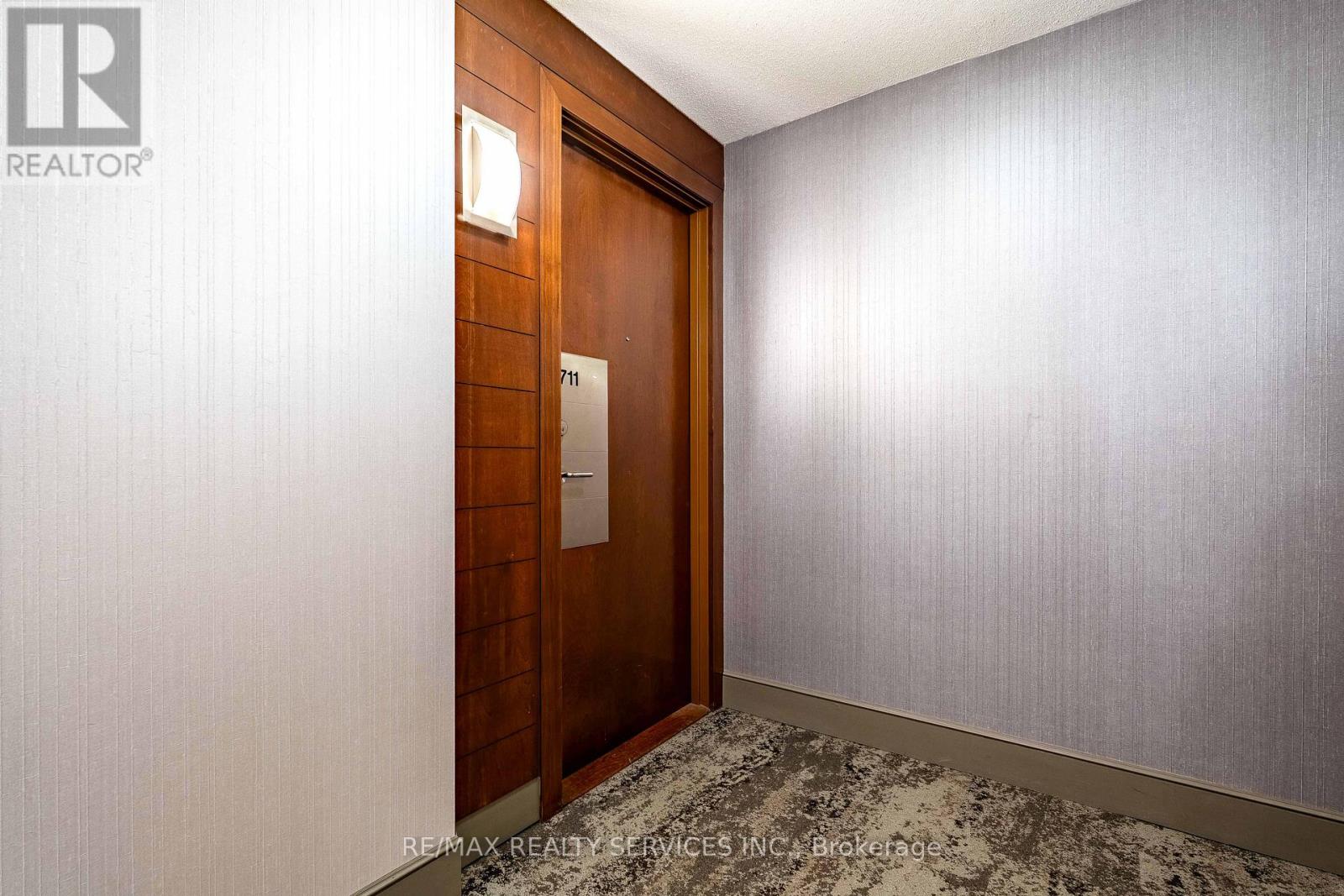 1711 - 310 Burnhamthorpe Road W, Mississauga, Ontario L5B 4P9 - Photo 7 - W13144960