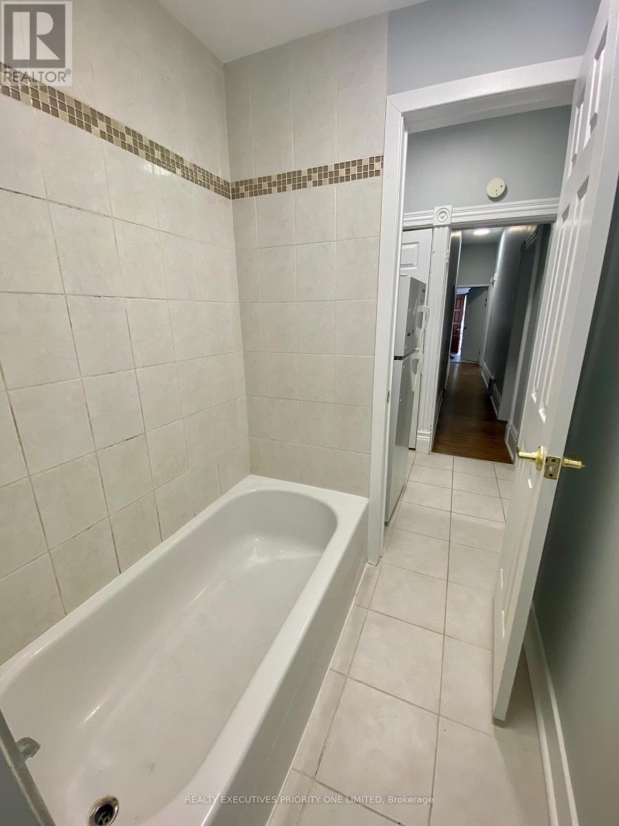 1 - 280 Annette Street, Toronto, Ontario  M6P 1R4 - Photo 10 - W13145014