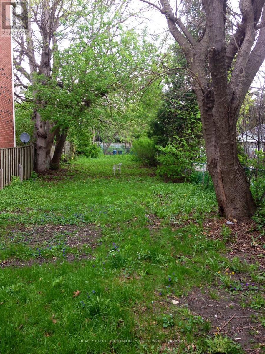 1 - 280 Annette Street, Toronto, Ontario  M6P 1R4 - Photo 14 - W13145014